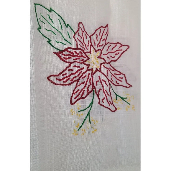 Set Of 4 Table Cloth Napkins With Christmas Flower Motif For Hand Embroidering‎ - Picture 2 of 3